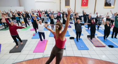 Buca’da spor keyfi kapalı alanlara taşındı