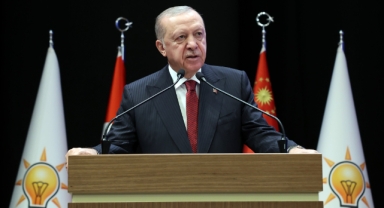 Cumhurbaşkanı Erdoğan İzmir'deki dönüşümü hedef aldı: TOKİ'den iyi olacak dediler, sonuç büyük hüsran oldu