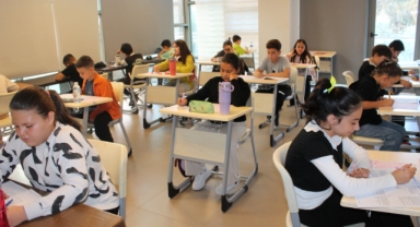 Efes Selçuk Belediyesi'nden öğrencilere anlamlı destek