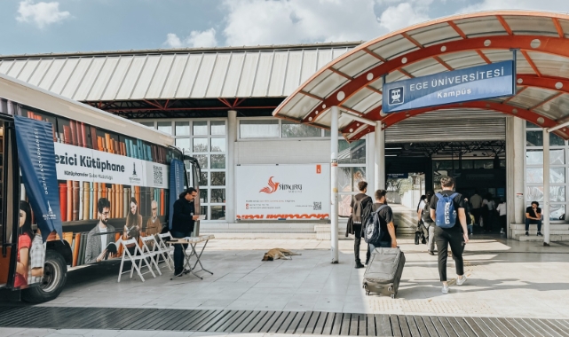 Gezici Kütüphane'nin şimdiki durağı Ege Üniversitesi Metro