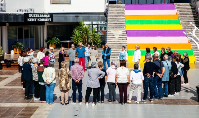 Güzelbahçe&#039;de 3. Yaş Üniversitesi&#039;nin yeni dönemi baladı
