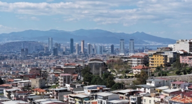 İzmir'de zemin araştırmaları için 32 bin deney yapıldı