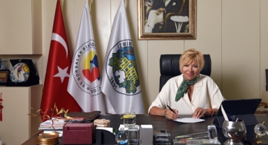 İzmir Ticaret Borsası'ndan Cumhuriyetin 102. yılına 