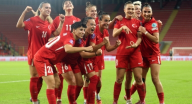 Kadın A Millî Takımımız'dan İzmir'de zafer