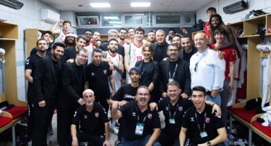 Karşıyaka evinde Yukatel Merkezefendi Belediyesi Basket'i devirdi!