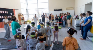 Karşıyakalı öğrencilere uluslararası eğitim desteği