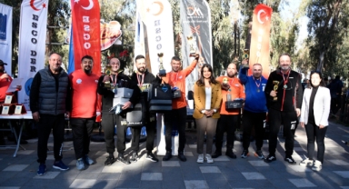 Kuşadası'nda oltalar yarıştı