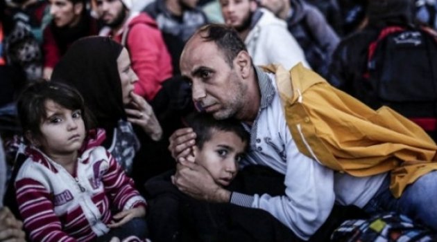 AB&#039;yle anlaşma sonrası 1300 göçmen gözaltına alındı