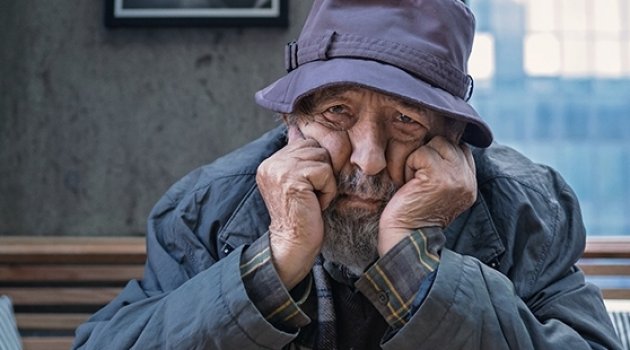 Ara Güler: Birkaç değerli profesör dışında üniversite dediğin aptallar yığınıdır, gerisi b.ktur