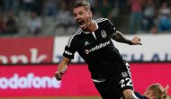 "Birkaç hafta sonra giderdim!"