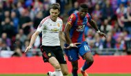 Carrick ManU'da kaldı!