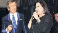 Erol Evgin ve Nükhet Duru'dan sürpriz düet