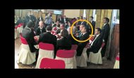 Ev sahibi başkan şarkı söyledi