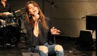 Gökçe Bahadır: “Kendimi Şarkılarla Anlatıyorum”