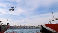 İstanbul Boğazı'nda rekor atlayış!