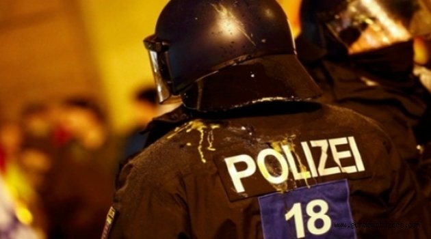 Köln’deki toplu taciz olayında Cezayirli sığınmacı tutuklandı