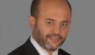 Mahalle muhtarından kız çocukları için dayaklı uyarı mesajı