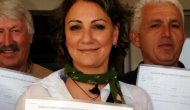Özlem Tekin resmen muhtar azası