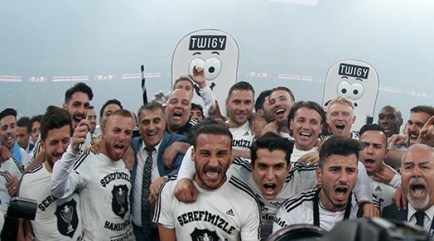 Şampiyon kupasını alıyor!