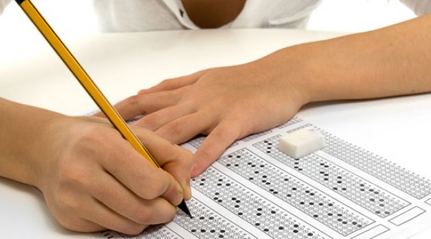 “Sınava 20 gün kala cemaat imamları çanta içerisinde…”