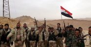Suriye ordusu Palmira’yı tamamen geri aldı