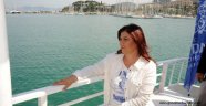 ÖZLEM ÇERÇİOĞLU’NUN YANINDA OLMAK