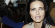 Adriana Lima: Ankara için dua edin