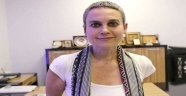 ‘Barış için Akademisyenler’den Esra Mungan hücreye konuldu!