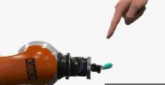 Bilim insanları robotlara acı çekmeyi öğretecek