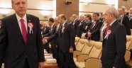 Cumhurbaşkanı Erdoğan ile Kılıçdaroğlu tokalaşmadı