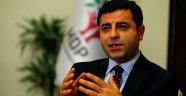 Demirtaş: Hükümetin bilgisi dahilinde Kandil'e görüşmeye gittik; bulunduğumuz alan bombalandı