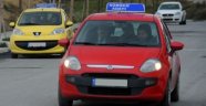 Ehliyet aldıramayan sürücü kurslarına ceza geliyor