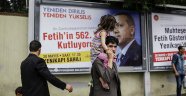 ‘Erdoğan, sığınmacı anlaşmasının yarattığı köle pazarından kazanç sağlıyor’