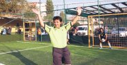 Eşcinsel hakem kazandı