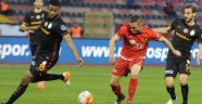 Eskişehirspor - Galatasaray maçında 7 gol; 3 puan 'Es Es'in