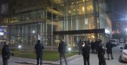 Hürriyet Ankara binasında camlar parçalandı, emniyet silahlı saldırı ihtimalini araştırıyor