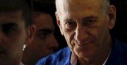 İsrail: Eski başbakan Olmert rüşvetten hapse girdi