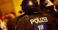 Köln’deki toplu taciz olayında Cezayirli sığınmacı tutuklandı