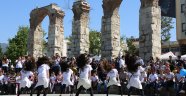 Leylek Festivali’nde ilk gün renkli geçti