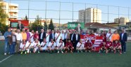 MAÇ BAHANE DOSTLUK ŞAHANE