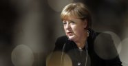 Merkel: 8 vatandaşımız İstanbul gezilerinden geri gelemeyecekler