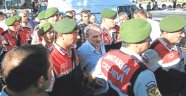 Özgecan'ın katilini öldüren silah cezaevine ne karşılığında sokuldu?