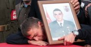 Silah arkadaşının cenazesinde ağlayan asker 3 hafta sonra şehit oldu