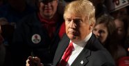 Trump: Hem Esad hem de IŞİD’le savaşmak aptallık