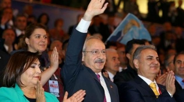 Yılmaz Özdil: Kılıçdaroğlu&#039;nu yine başkan seçmek sadece geri zekâlılık değil!..