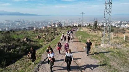 Çiğli’de Cumhuriyet coşkusu doğayla buluştu