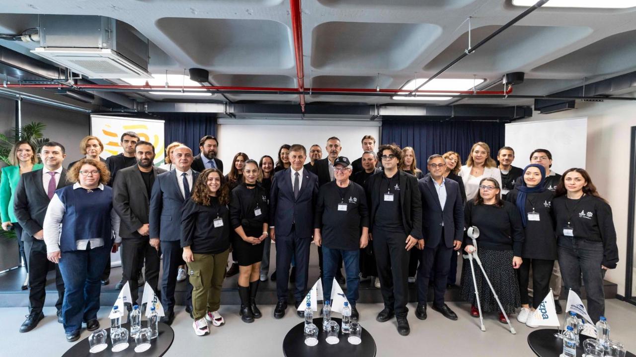 İzmir&#039;de kent denetçileri sahaya çıkıyor!