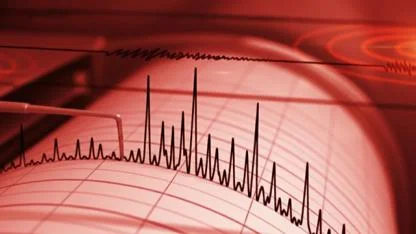İzmir'de korkutan deprem