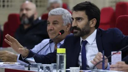 AK Partili Kişili'den Tugay'a 'belediyecilik' tepkisi