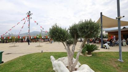 Efes Tarlası Yaşam Köyü'nde edebiyat rüzgarı